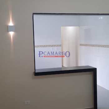 Casa em Praia Grande, bairro Maracanã