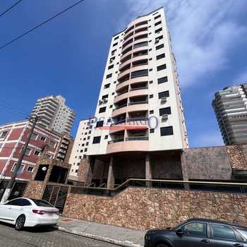 Apartamento em Praia Grande, bairro Tupi