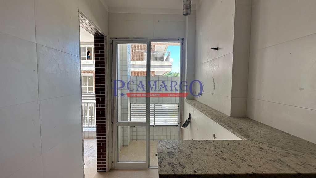 Apartamento em Praia Grande, no bairro Canto do Forte