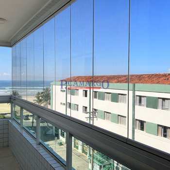 Apartamento em Praia Grande, bairro Tupi