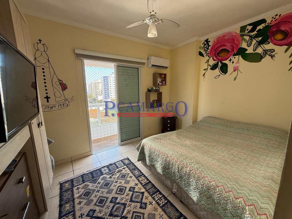 Apartamento em Praia Grande, no bairro Ocian