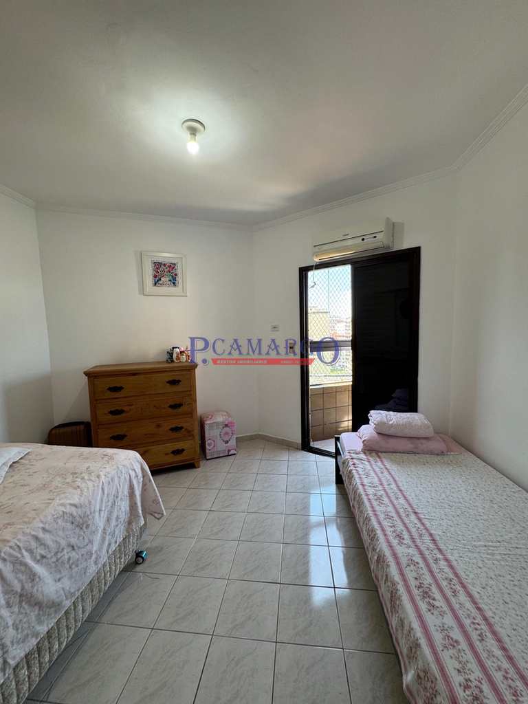Apartamento em Praia Grande, no bairro Tupi