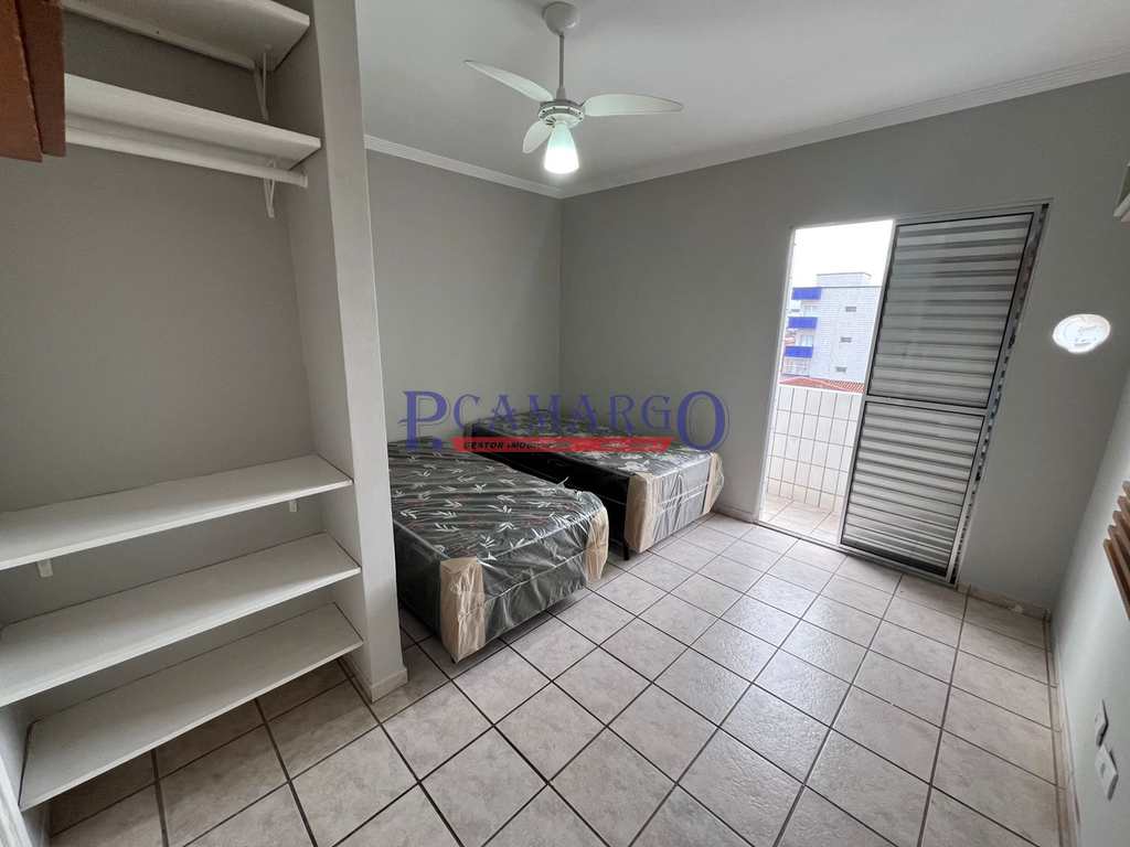 Apartamento em Praia Grande, no bairro Tupi