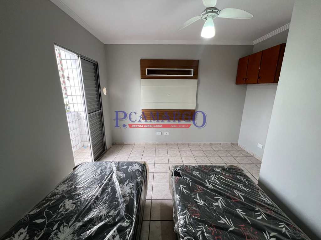 Apartamento em Praia Grande, no bairro Tupi