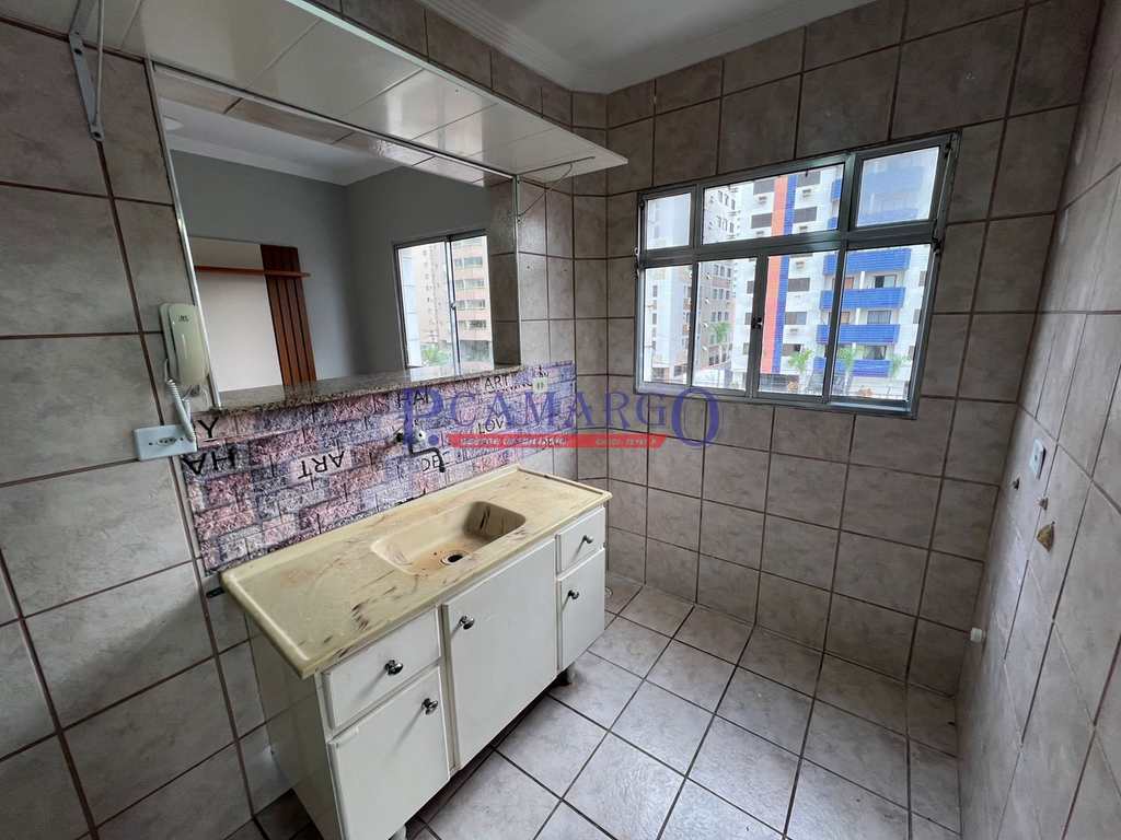Apartamento em Praia Grande, no bairro Tupi
