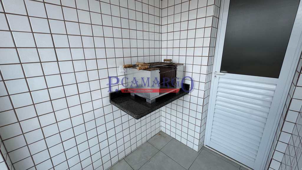 Apartamento em Praia Grande, no bairro Balneário Maracanã