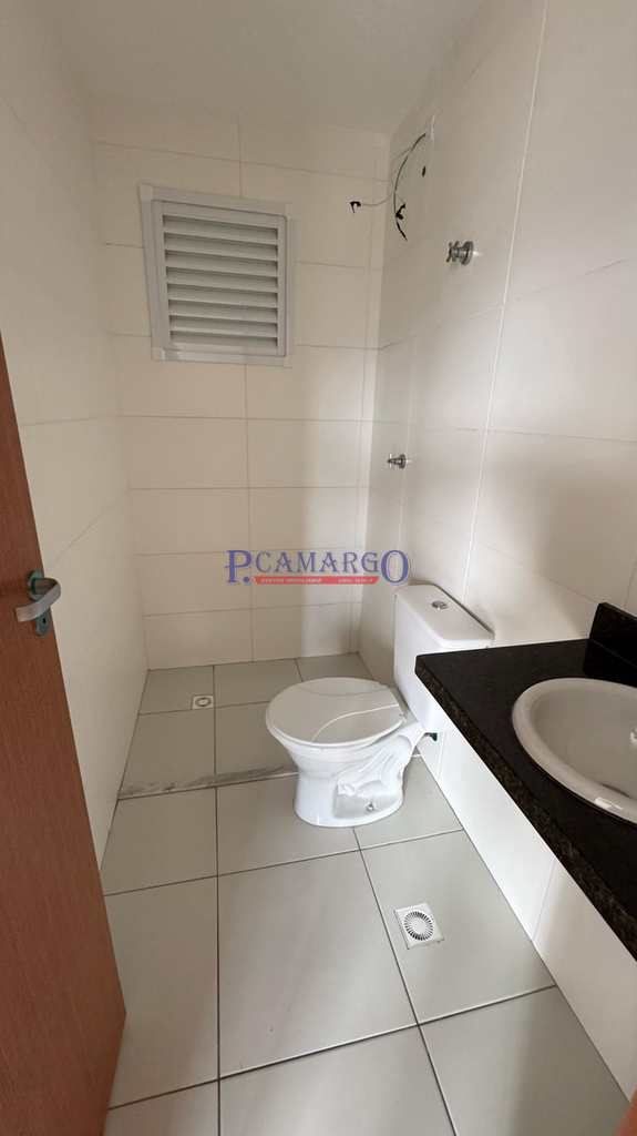 Apartamento em Praia Grande, no bairro Balneário Maracanã