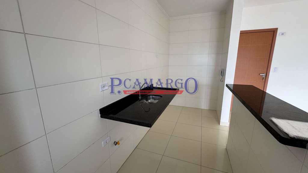 Apartamento em Praia Grande, no bairro Balneário Maracanã