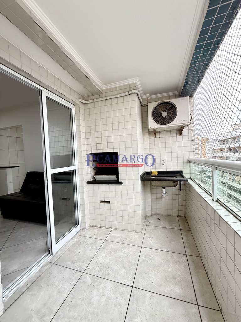 Apartamento em Praia Grande, no bairro Ocian