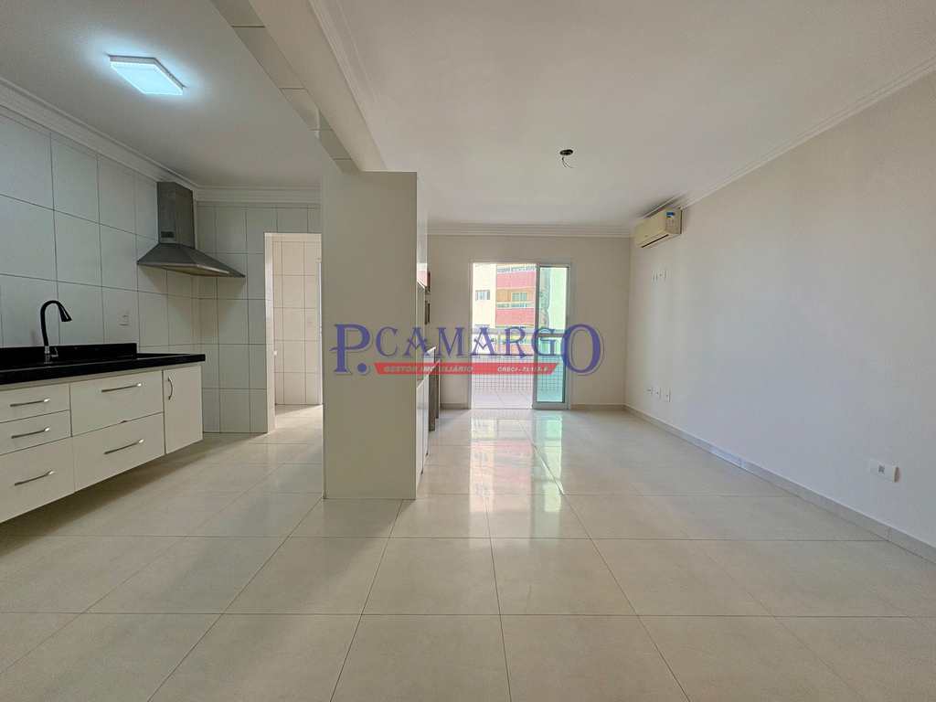 Apartamento em Praia Grande, no bairro Caiçara