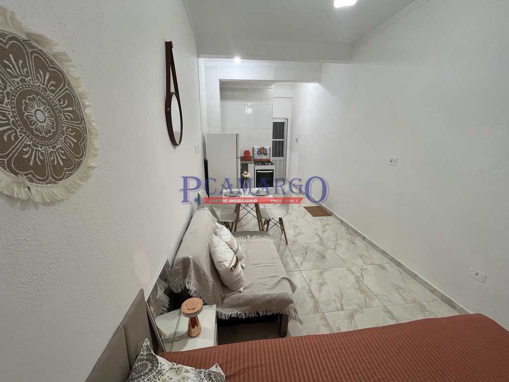 Kitnet em Praia Grande, no bairro Aviação