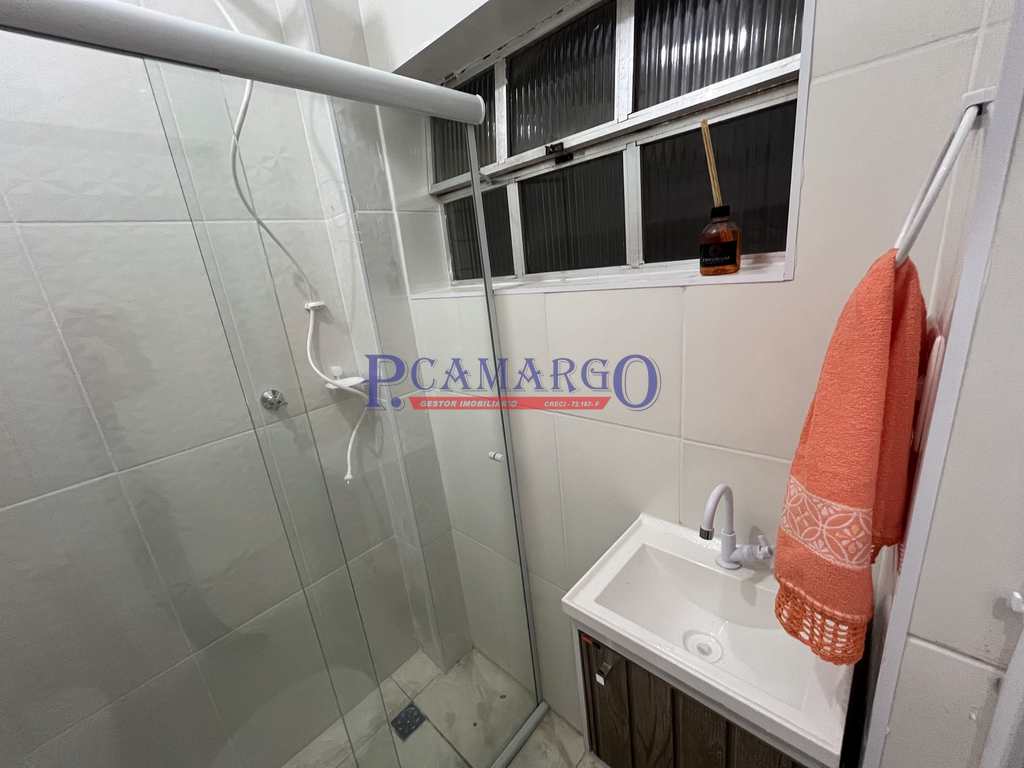 Kitnet em Praia Grande, no bairro Aviação
