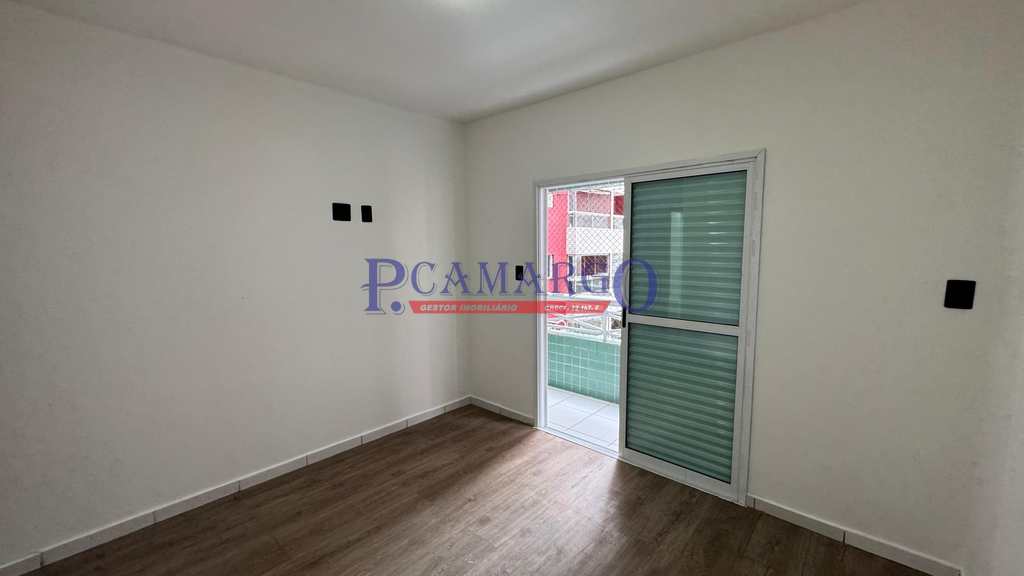 Apartamento em Praia Grande, no bairro Canto do Forte