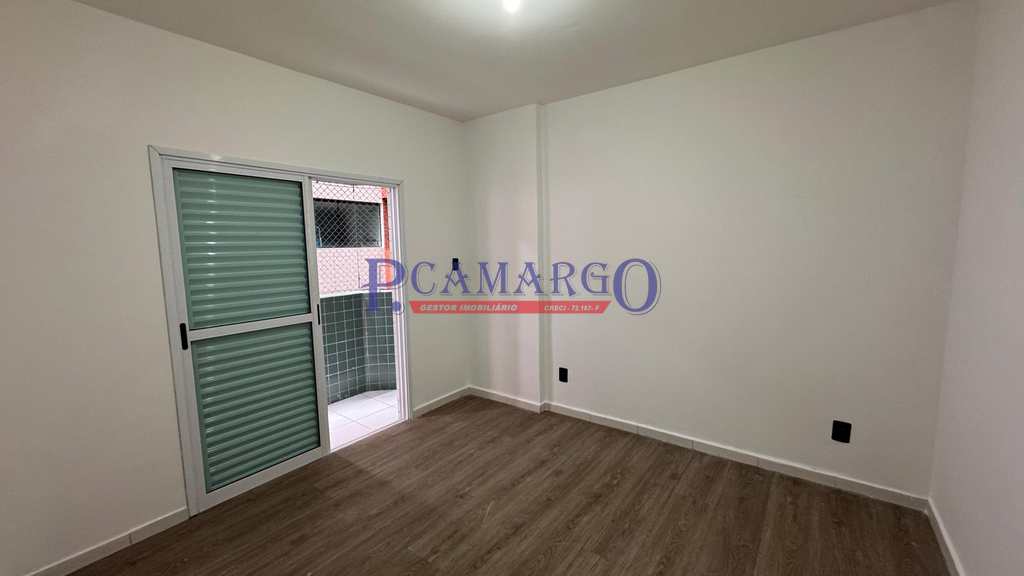Apartamento em Praia Grande, no bairro Canto do Forte