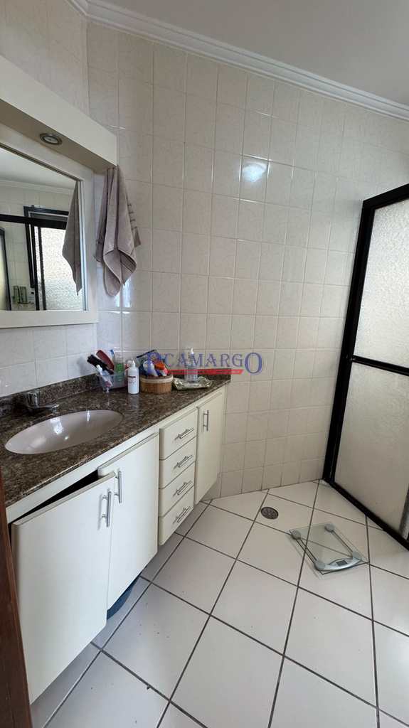 Apartamento em Praia Grande, no bairro Caiçara