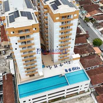 Apartamento em Praia Grande, bairro Boqueirão