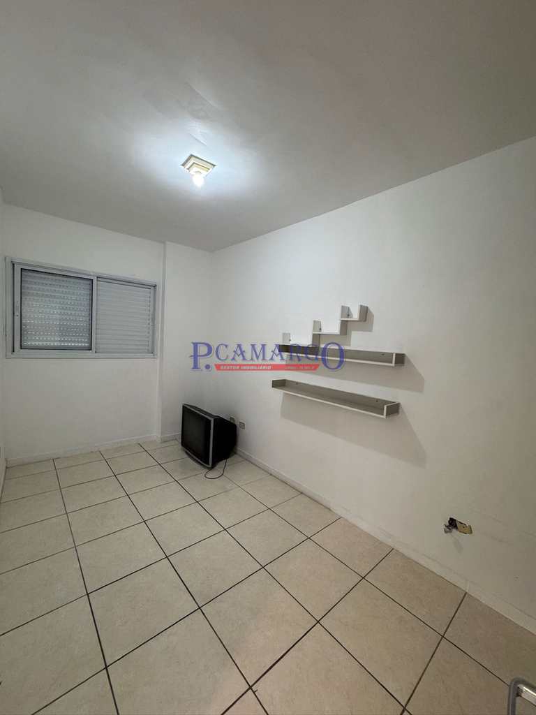 Apartamento em Praia Grande, no bairro Ocian