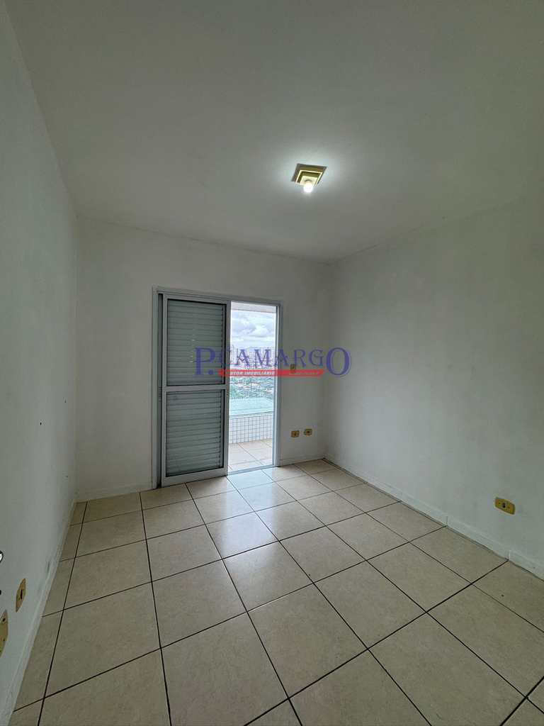 Apartamento em Praia Grande, no bairro Ocian