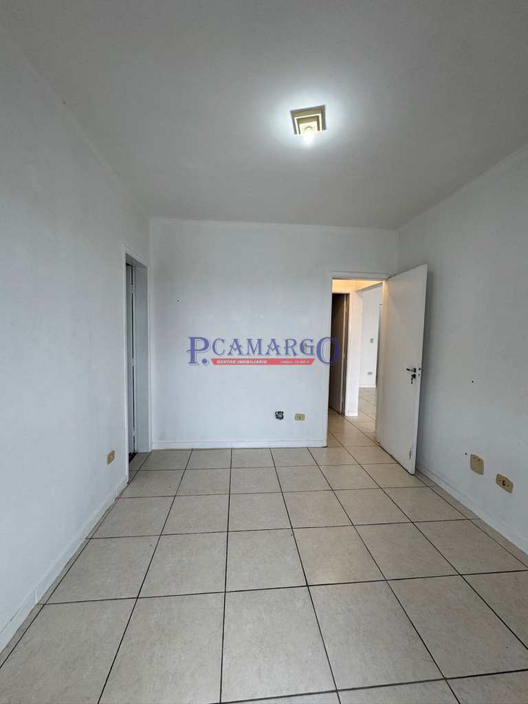 Apartamento em Praia Grande, no bairro Ocian
