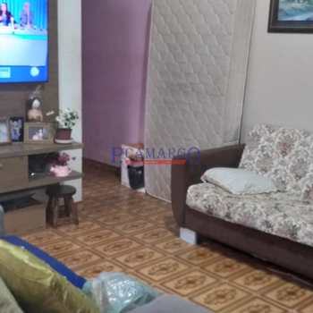 Casa em Praia Grande, bairro Balneário Maracanã