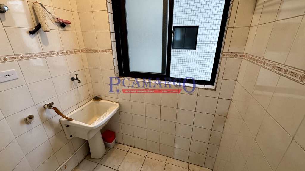 Apartamento em Praia Grande, no bairro Tupi