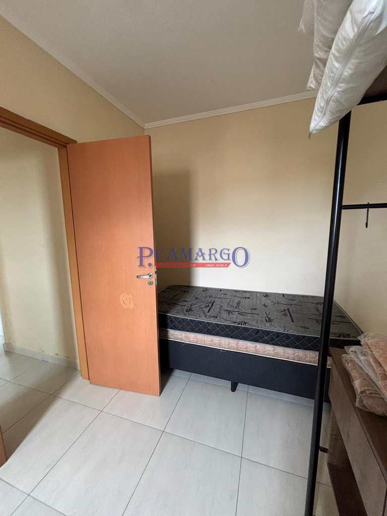 Apartamento em Praia Grande, no bairro Balneário Maracanã