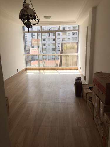 Apartamento, código 21003 em São Vicente, bairro Itararé