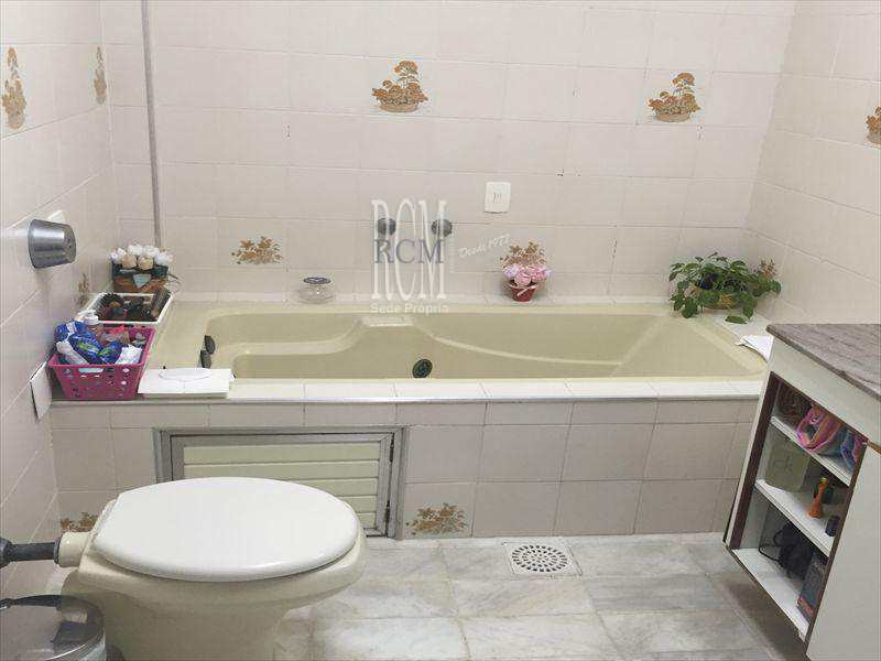 Apartamento em São Vicente, no bairro Ilha Porchat