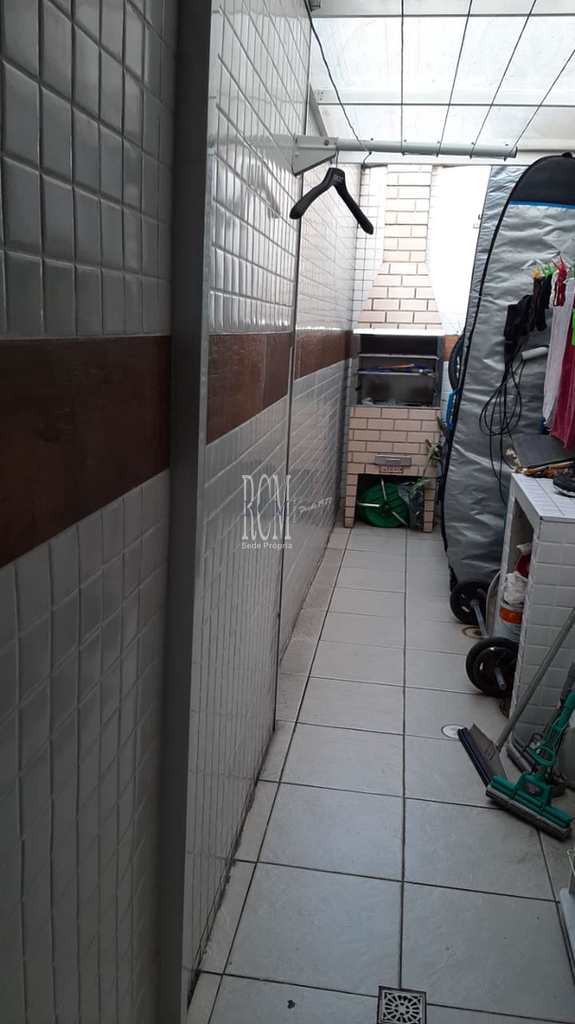 Sobrado de Condomínio em Santos, no bairro Macuco
