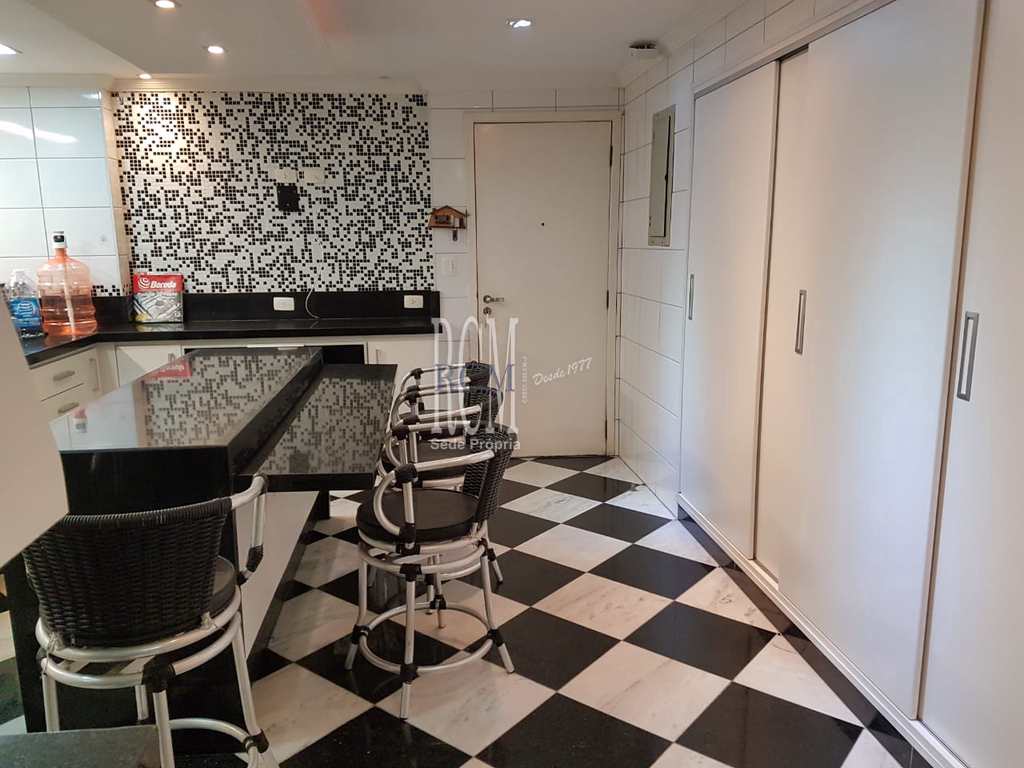 Apartamento em São Vicente, no bairro Itararé