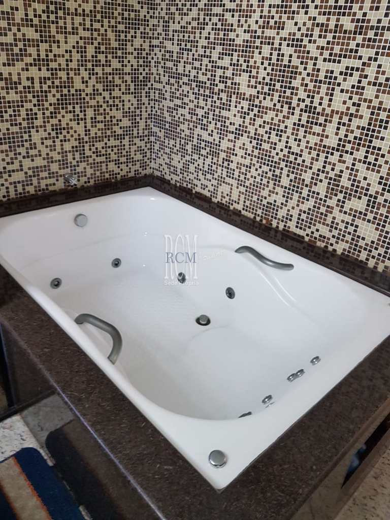 Apartamento em São Vicente, no bairro Itararé