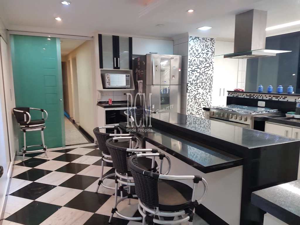 Apartamento em São Vicente, no bairro Itararé