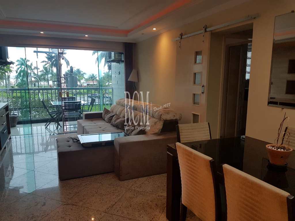 Apartamento em São Vicente, no bairro Itararé