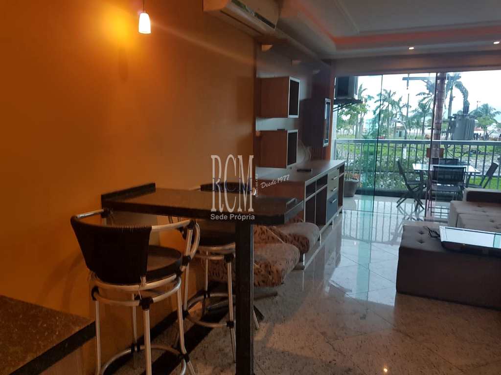 Apartamento em São Vicente, no bairro Itararé