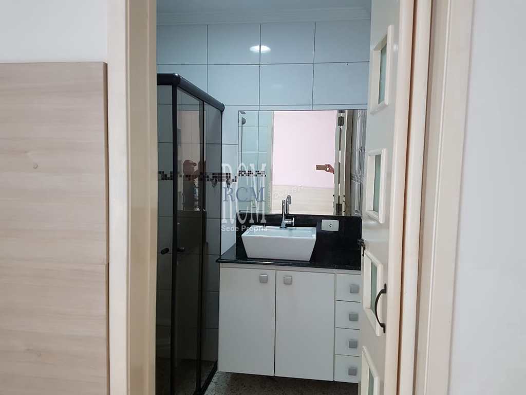 Apartamento em São Vicente, no bairro Itararé