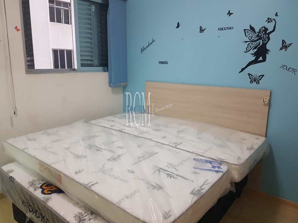 Apartamento em São Vicente, no bairro Itararé