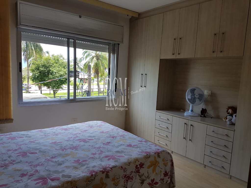 Apartamento em São Vicente, no bairro Itararé