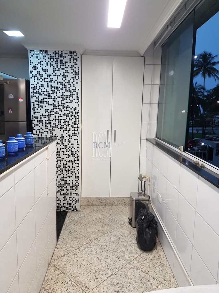 Apartamento em São Vicente, no bairro Itararé