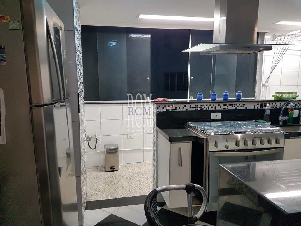 Apartamento em São Vicente, no bairro Itararé