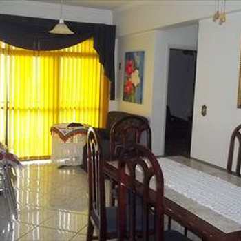 Apartamento em São Vicente, bairro Itararé