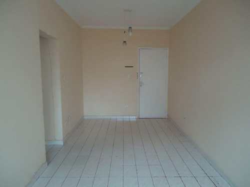 Apartamento, código 1853 em São Vicente, bairro Itararé