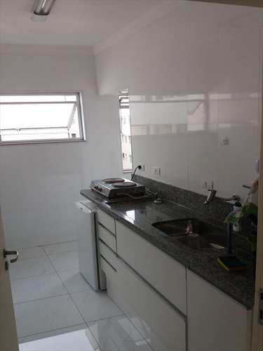 Apartamento, código 1852 em São Vicente, bairro Centro