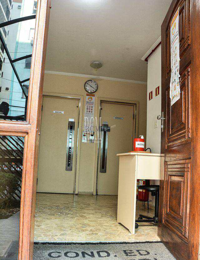 Apartamento em São Vicente, no bairro Itararé