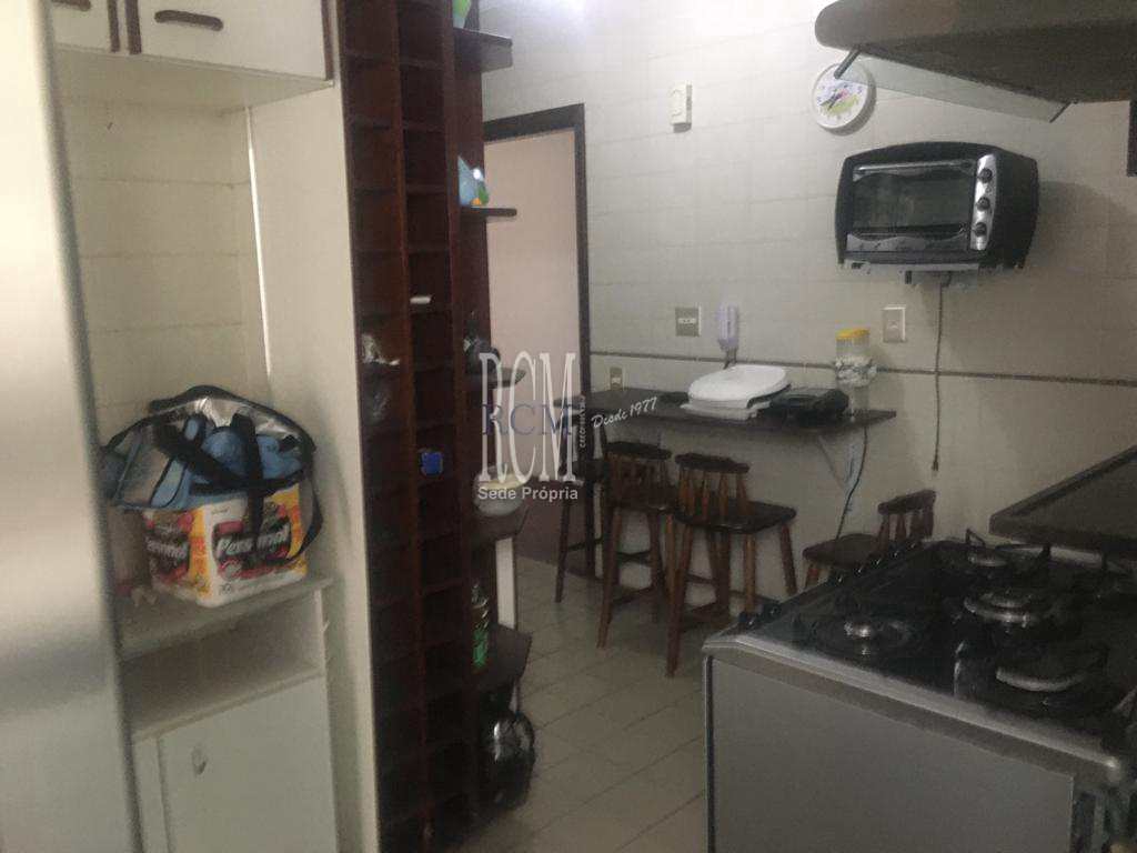 Apartamento em São Vicente, no bairro Centro