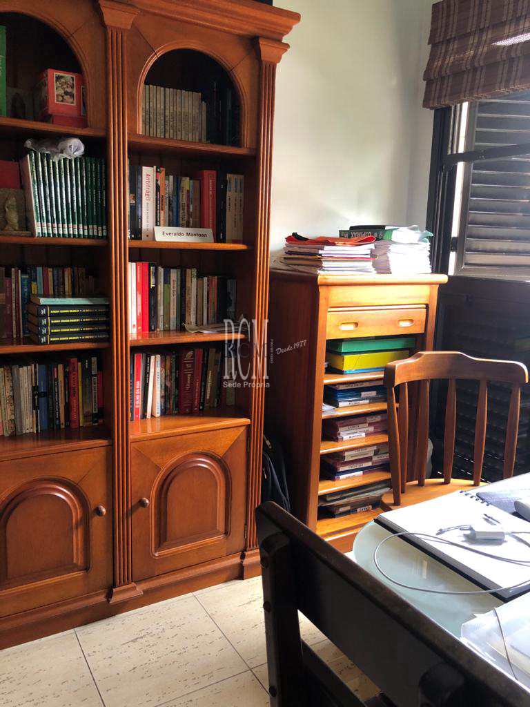 Apartamento em São Vicente, no bairro Centro