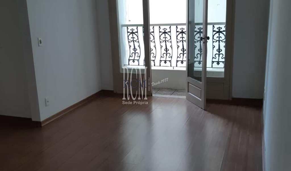Apartamento em São Vicente, bairro Itararé