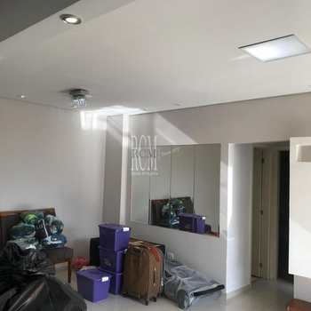 Apartamento em São Vicente, bairro Centro