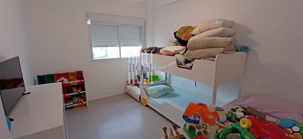 Apartamento em São Vicente, no bairro Itararé