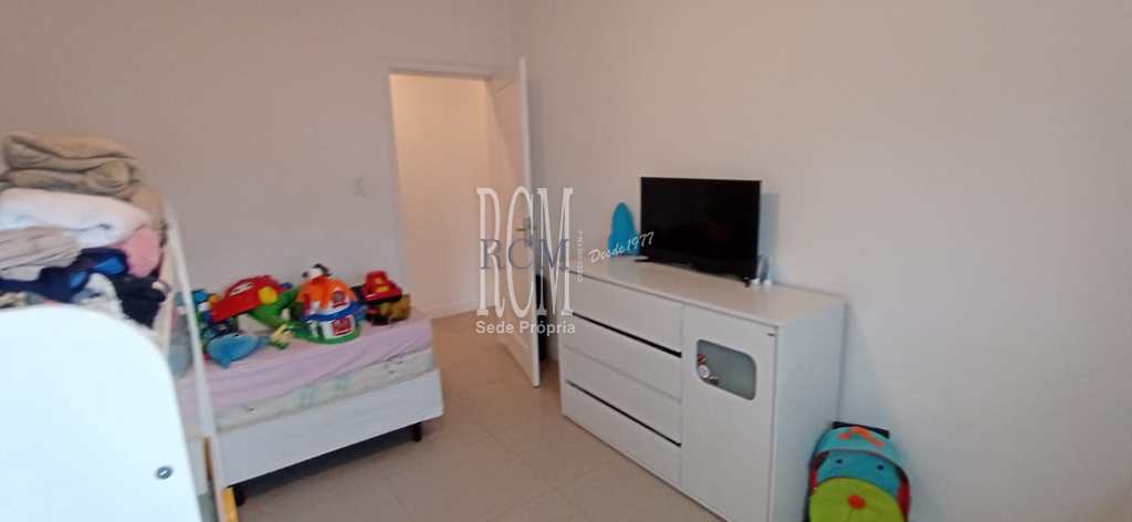 Apartamento em São Vicente, no bairro Itararé