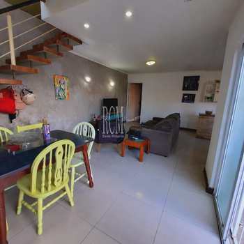 Sobrado em São Vicente, bairro Catiapoa